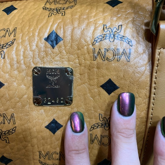 { MCM } Weekender Large Visetos Carry On Duffel - Picture 5 of 8